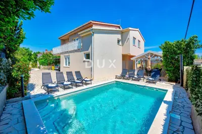 House for sale in Ližnjan, 260 m²