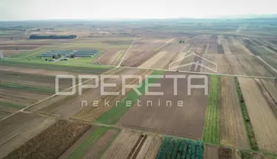 Građevinsko zemljište 28.520 m², Nova Ves Petrijanečka uz prometnicu