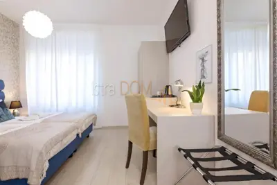 *Stan u centru Pule sa 4 studio apartmana* - 7
