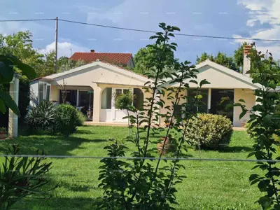 Ližnjan, freistehendes Haus mit einer Fläche von 103 m²