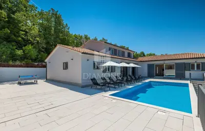 Exklusive Villa in ruhiger Lage unweit der Stadt Labin - 11
