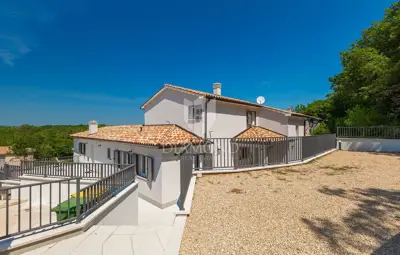Exklusive Villa in ruhiger Lage unweit der Stadt Labin - 9
