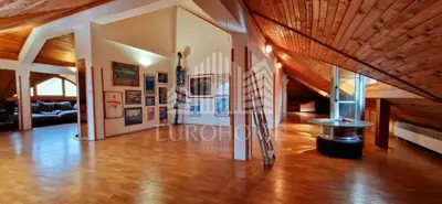 Stan 214 m², Gračani, zelenilo i tišina