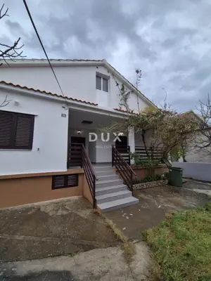 House 90 m², Seline - 20 m from the beach