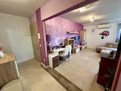 Apartment 65 m², Novigrad, quiet location near the center and the sea - 17