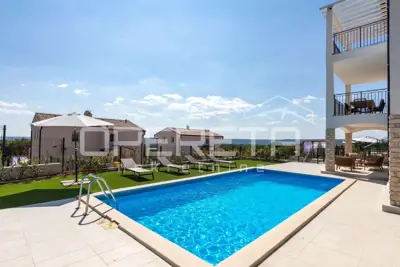 Vila 177 m², Labin - panoramski pogled na more - 3