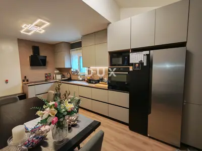 Wohnung zum Kauf in Šišan, 72,3 m²