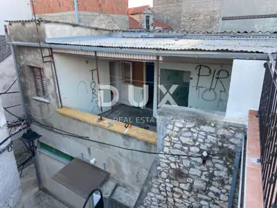 Haus 136 m², Pirovac - in der Nähe von Šibenik und große Terrasse - 2