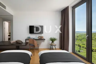 Villa 258 m², Novigrad - panoramic sea view - 13