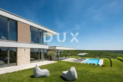 Villa 258 m², Novigrad - panoramic sea view - 2