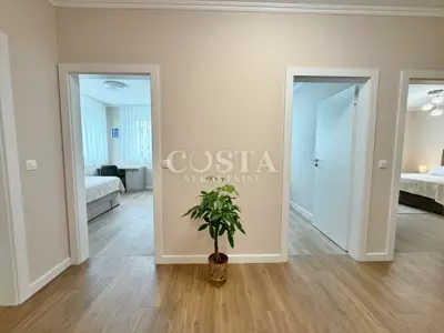 Wohnung 95,75 m², Plovanija Zadar - 3 Zimmer, Balkon - 5