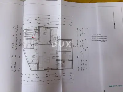 Wohnung 93 m², Mihotići - 3 Zimmer + Wohnzimmer, 1. Stock - 2