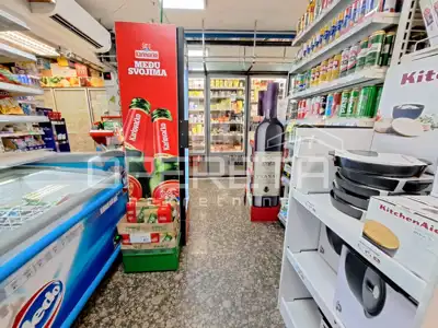 Gewerbeimmobilie zum Kauf in Centar, 201 m² - 19