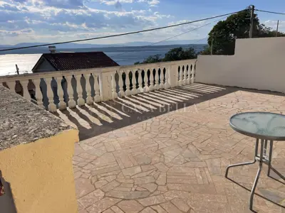 2-Zimmer-Wohnung in Dramalj mit wunderschönem Meerblick!