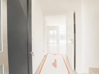 Kuća u Malinskoj, vrt 110 m² i djelomičan pogled na more - 9