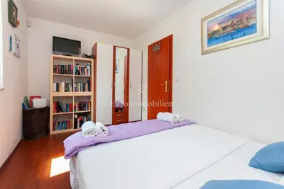 Kuća 62 m², centar Omiša - 3 etaže i terasa - 9