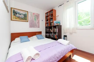 Kuća 62 m², centar Omiša - 3 etaže i terasa - 8