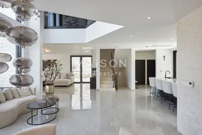 Villa 370 m², Trogir - luxuriöse Lage und Blick auf die Adria - 3