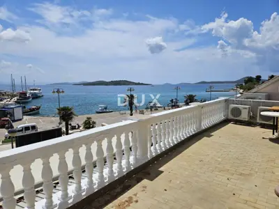 DALMACIJA, VODICE - Exclusive property on the waterfront, house with restaurant - 15