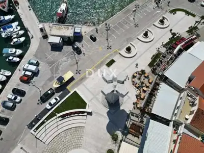 DALMACIJA, VODICE - Exclusive property on the waterfront, house with restaurant - 8