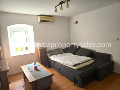 Kamena kuća u Kaštelima, 30 m od mora, stari grad - 7