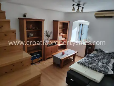 Kamena kuća u Kaštelima, 30 m od mora, stari grad - 8