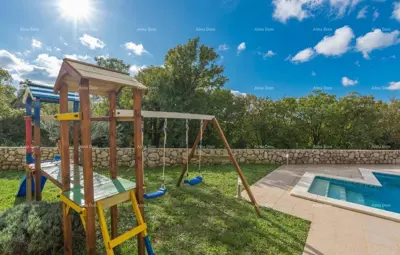 Haus 121 m², Labin - ruhige Siedlung und Pool - 10