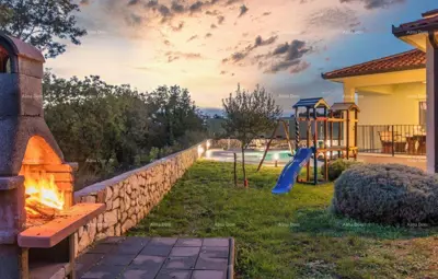 Haus 121 m², Labin - ruhige Siedlung und Pool - 12