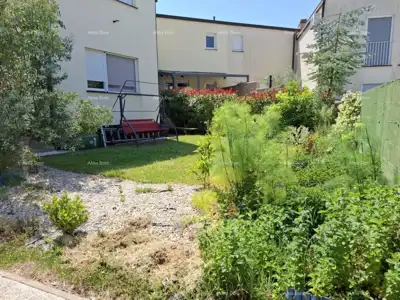 Apartman 75 m², Tar-Vabriga - prizemlje i vrt