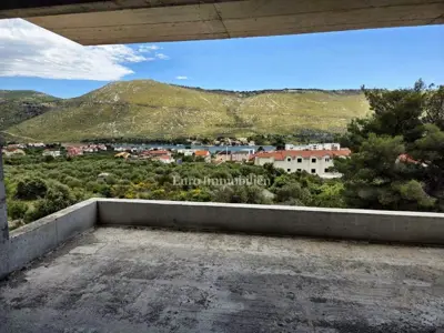 Grebaštica - Villa im Rohbau mit Meerblick