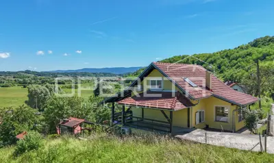 Haus 103 m², Pustodol Začretski - ruhige Lage und Blick auf die Hügel