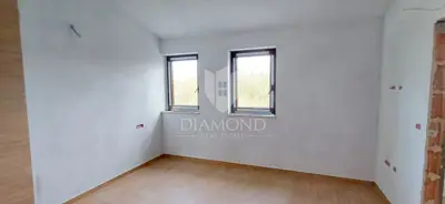 Svetvinčenat, kuća, kvalitetna novogradnja - 10