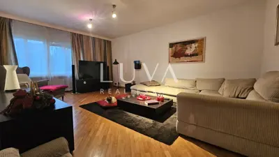 Kuća 350 m², Lašćina - 4 etaže, investicijski potencijal
