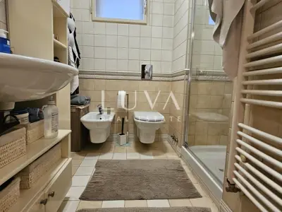 House 350 m², Lašćina - 4 floors, investment potential - 14