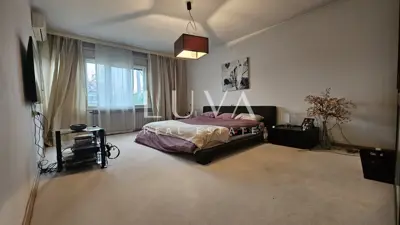 House 350 m², Lašćina - 4 floors, investment potential - 5