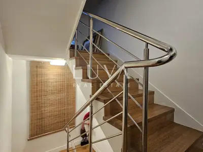 House 350 m², Lašćina - 4 floors, investment potential - 12