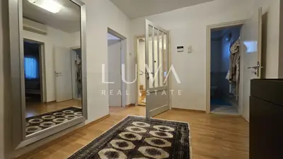 House 350 m², Lašćina - 4 floors, investment potential - 15