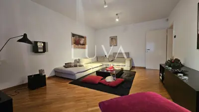 House 350 m², Lašćina - 4 floors, investment potential - 2