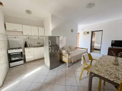 House 582 m², Poreč - 4 apartments and sea view - 11