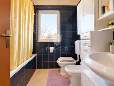House 582 m², Poreč - 4 apartments and sea view - 8