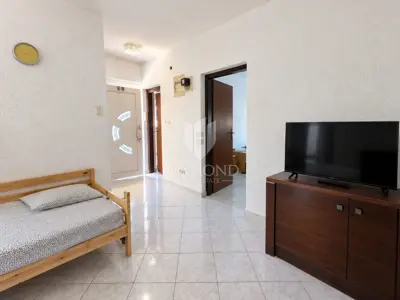 House 582 m², Poreč - 4 apartments and sea view - 10