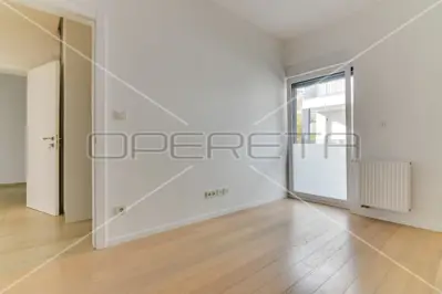 Haus zur Miete in Srebrnjak, 200 m² - 7