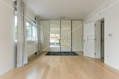 Haus zur Miete in Srebrnjak, 200 m² - 12