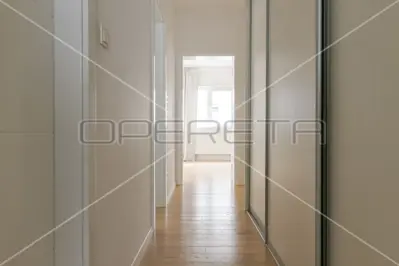 Haus zur Miete in Srebrnjak, 200 m² - 16