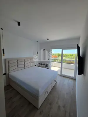ZADAR, Briševo, Moderna villa s bazenom za najam - 11