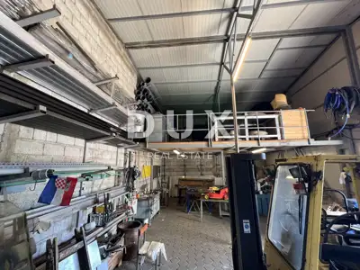 Mixed-use residential and commercial building 350 m², Matulji - excellent location - 13