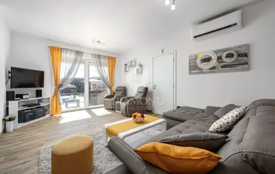 Villa 150 m², Labin - heated pool and summer kitchen - 12