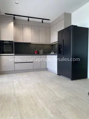 Villa 400 m², Makarska - Panoramablick und Pool - 7