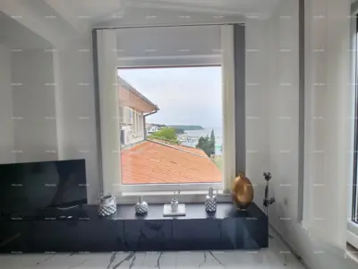 Penthouse 3rd floor, Pješčana Uvala, sea view and private elevator - 6