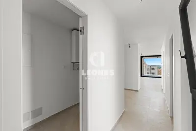 Apartment 82 m², Novigrad, garden and sea view - 19
